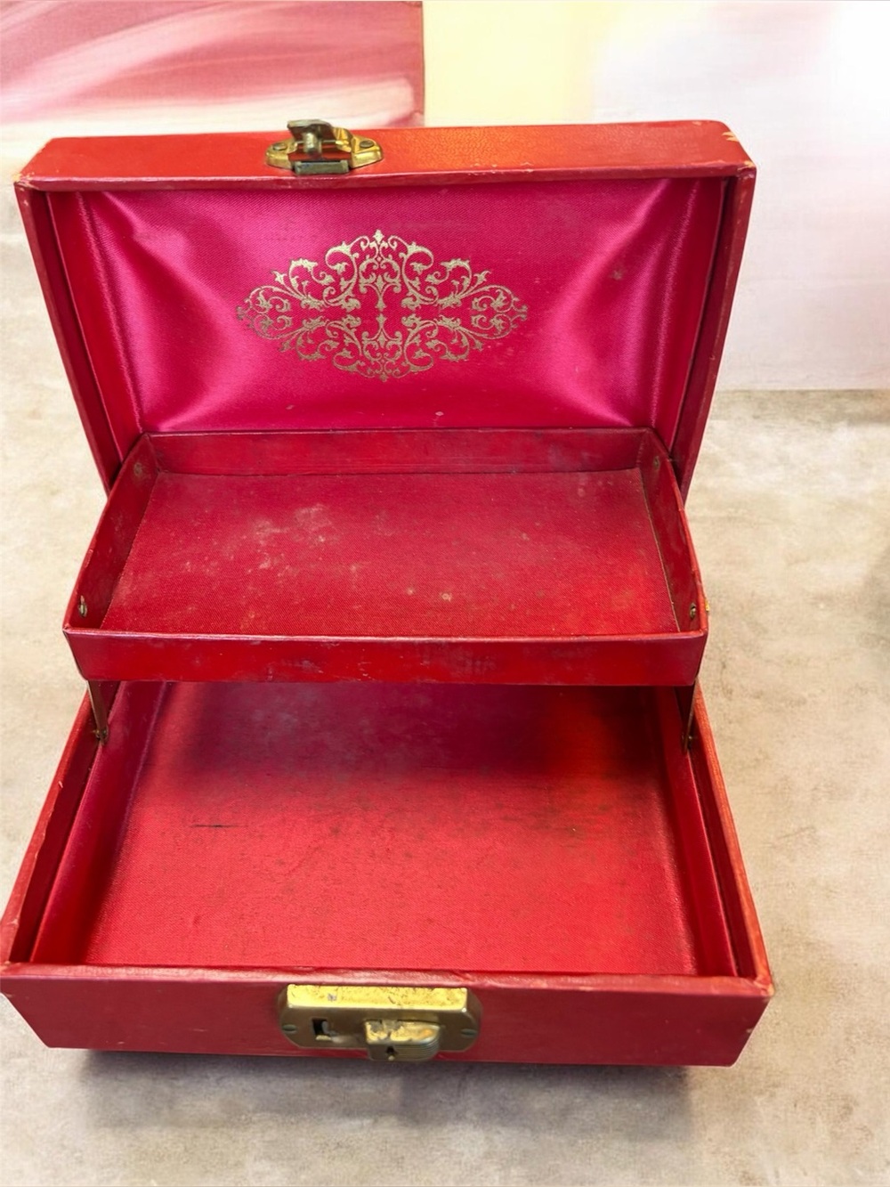Vintage Red Decorative Jewelry Box -  two tiers Women Accessories